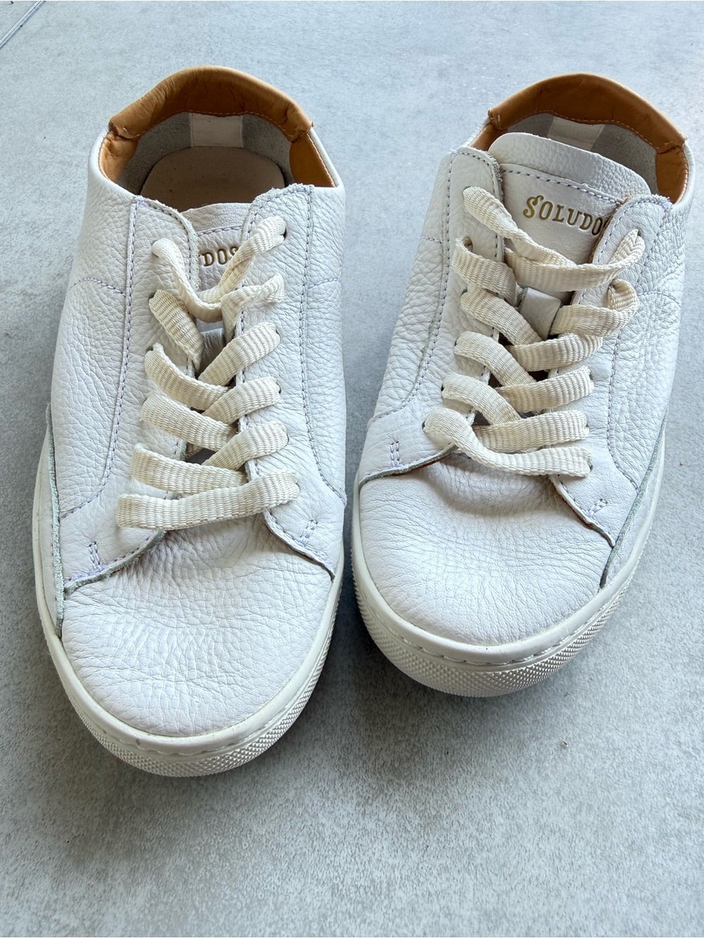 Soludos Ibiza Casual Sneakers White tan Leather Shoes SZ 5.5 logo